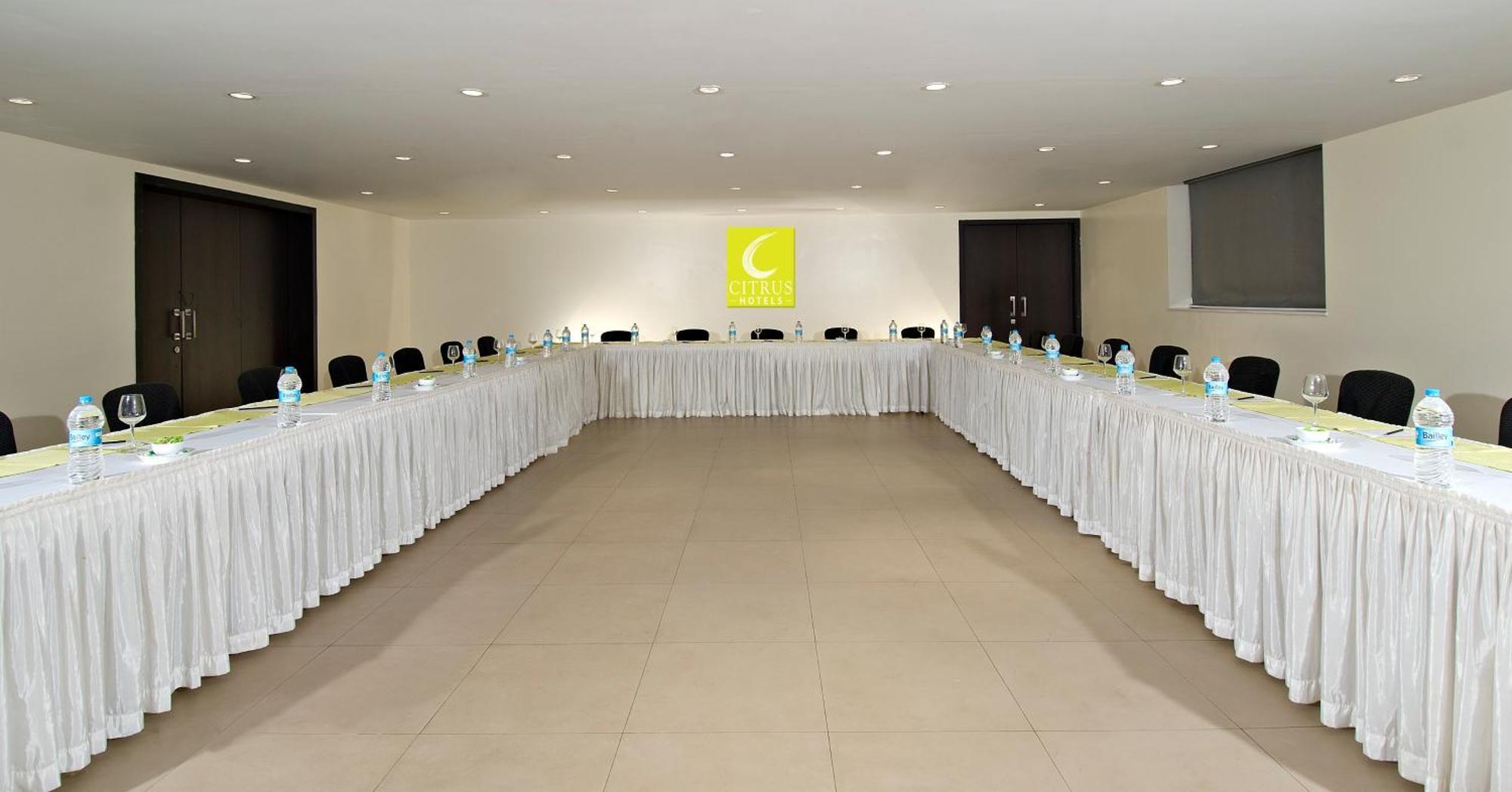 Citrus Hotel Лонавла Екстер'єр фото