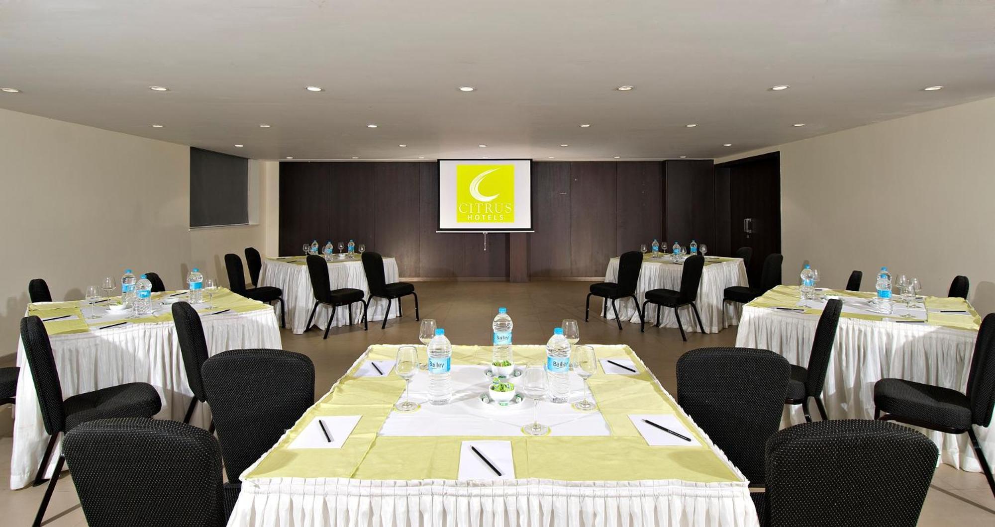 Citrus Hotel Лонавла Екстер'єр фото