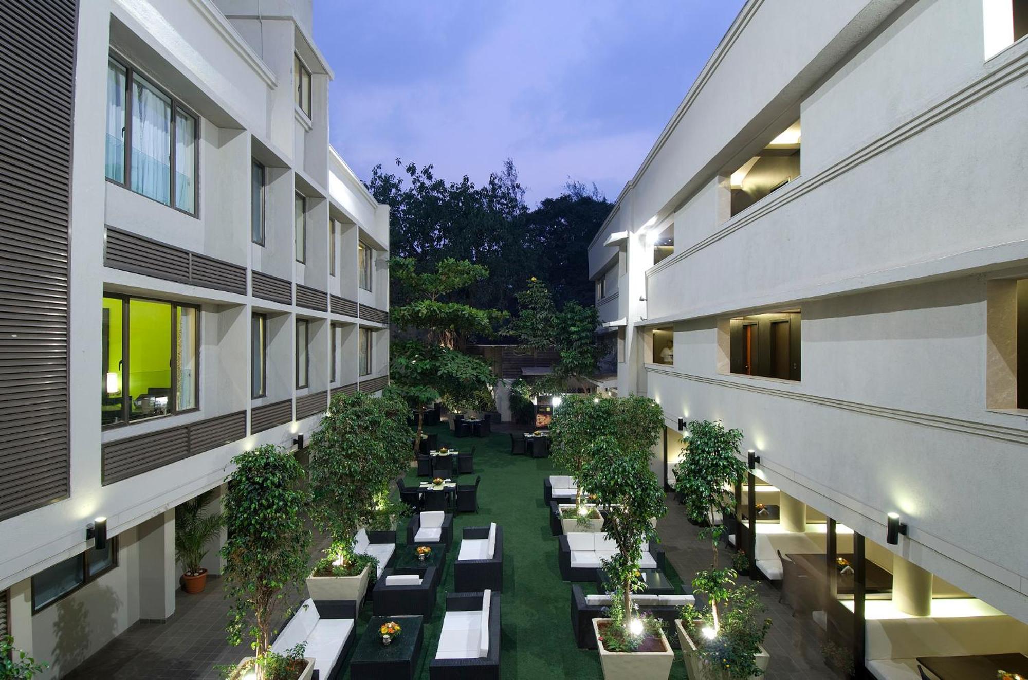 Citrus Hotel Лонавла Екстер'єр фото